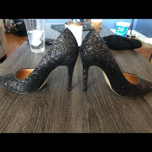 Size 7.5 never worn, bought in May 2019.